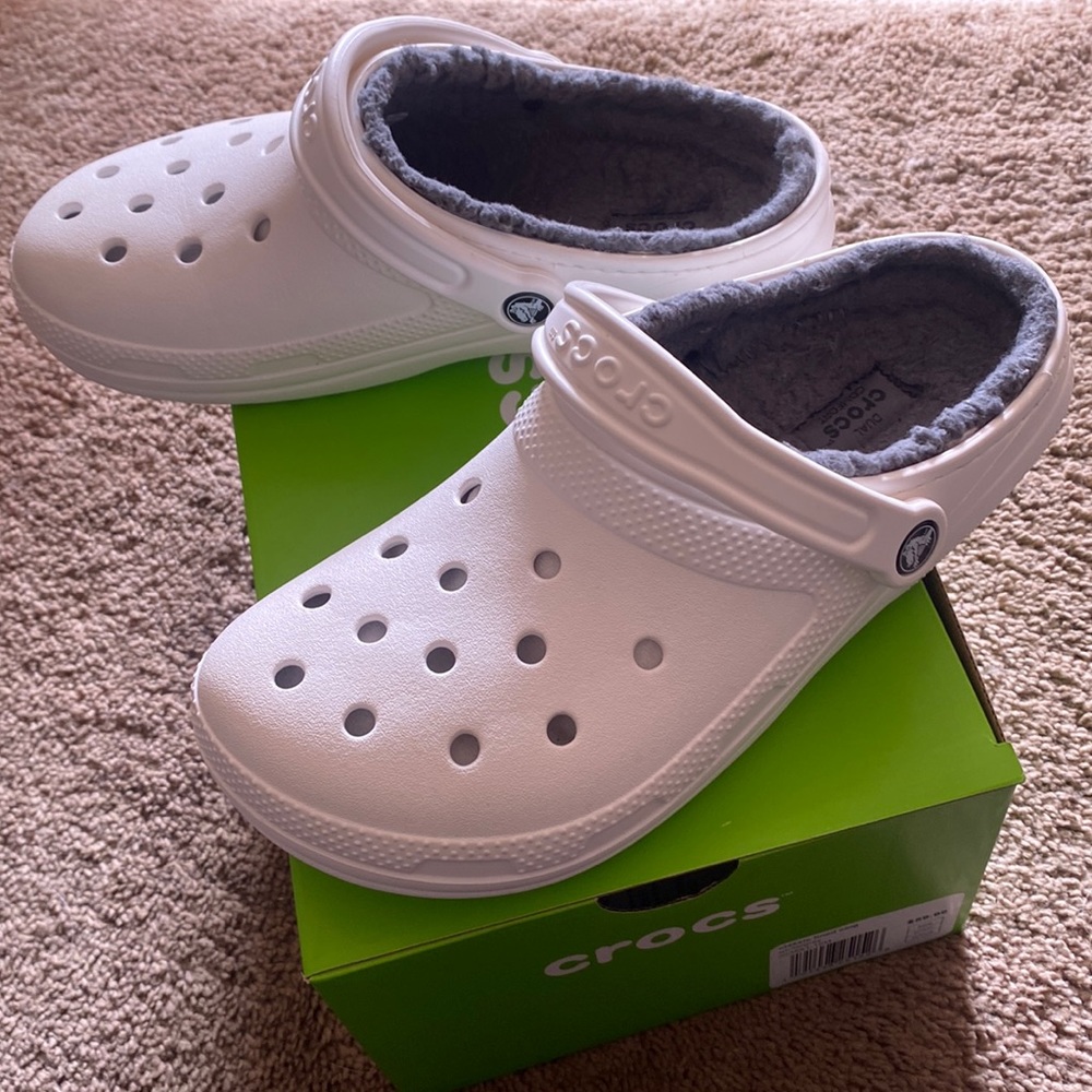 Classic Fuzzy Lined Clog White Crocs - image 3